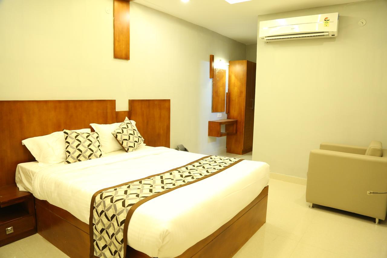 4U Business Hotel Chennai Exterior photo